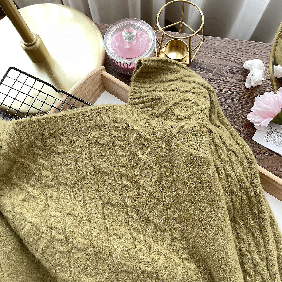 Slim And Exposed Clavicle Twist Large-sleeved Knit Sweater Top Women's