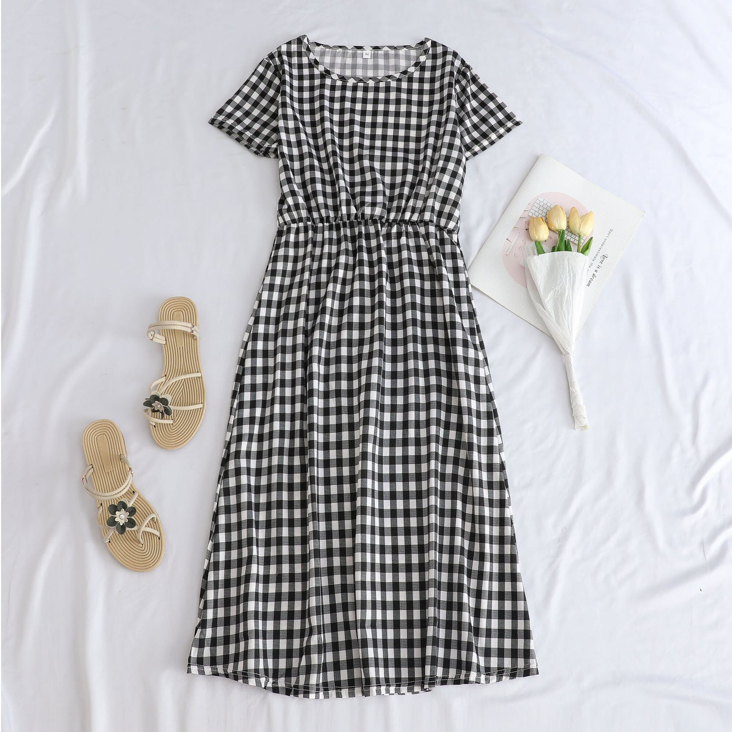 Printed Short-sleeve Waist-cinching Figure-flattering Dress For Petite Frames