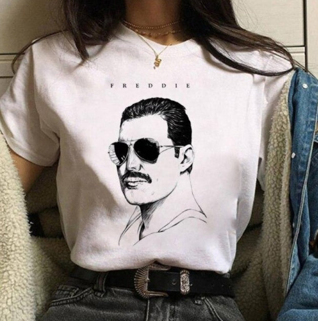 Musical Rock Singer Print Crew Neck T-shirt