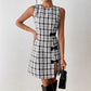 Sleeveless Elegant Dress With Bow Accessory For A Slimming Effect